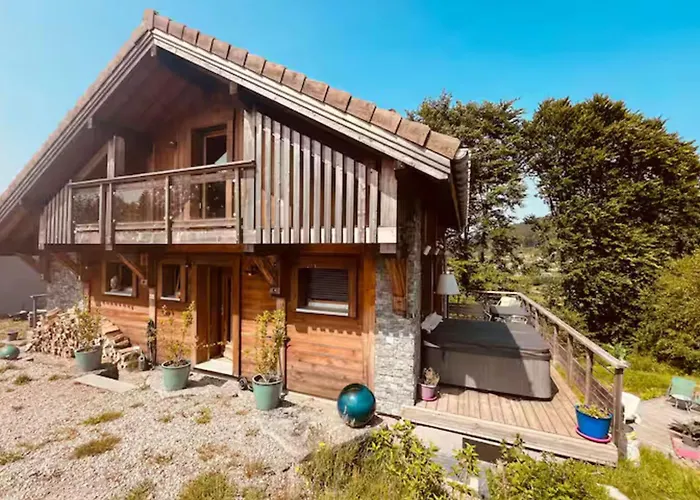 Charming Cocoon Pool And Jacuzzi Horská chata