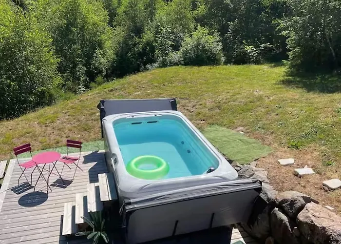 Horská chata Charming Cocoon Pool And Jacuzzi